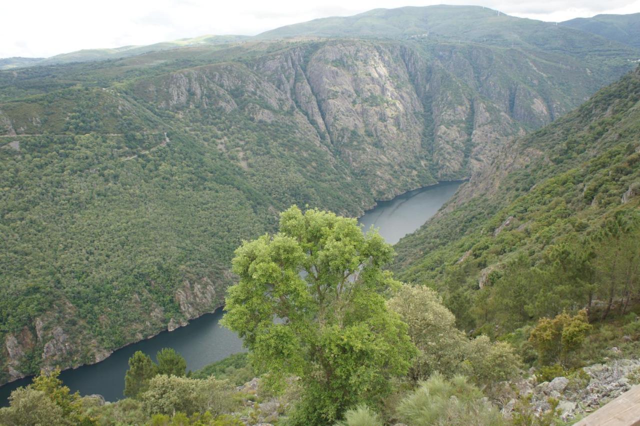O Muino Casa Ferrador Ribeira Sacra Apartment Barantes Bagian luar foto