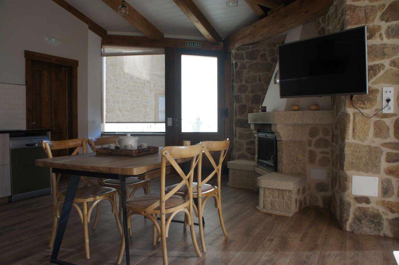 O Muino Casa Ferrador Ribeira Sacra Apartment Barantes Bagian luar foto